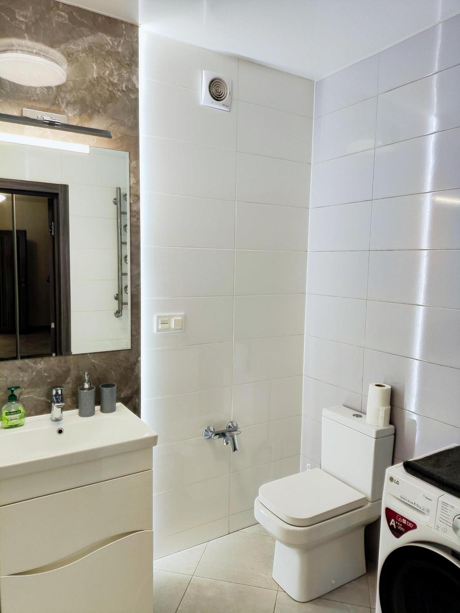 Арт-Де-Львів Apartment ภายนอก รูปภาพ