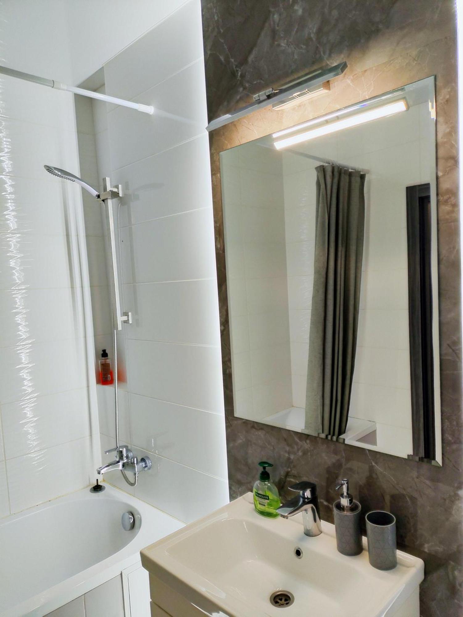 Арт-Де-Львів Apartment ภายนอก รูปภาพ
